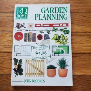 Vintage Readers Digest Home handbooks Garden‎ Planning